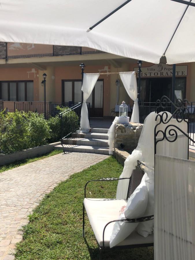 Hotel Ristorante Villa Pegaso San Pietro Infine Exterior foto